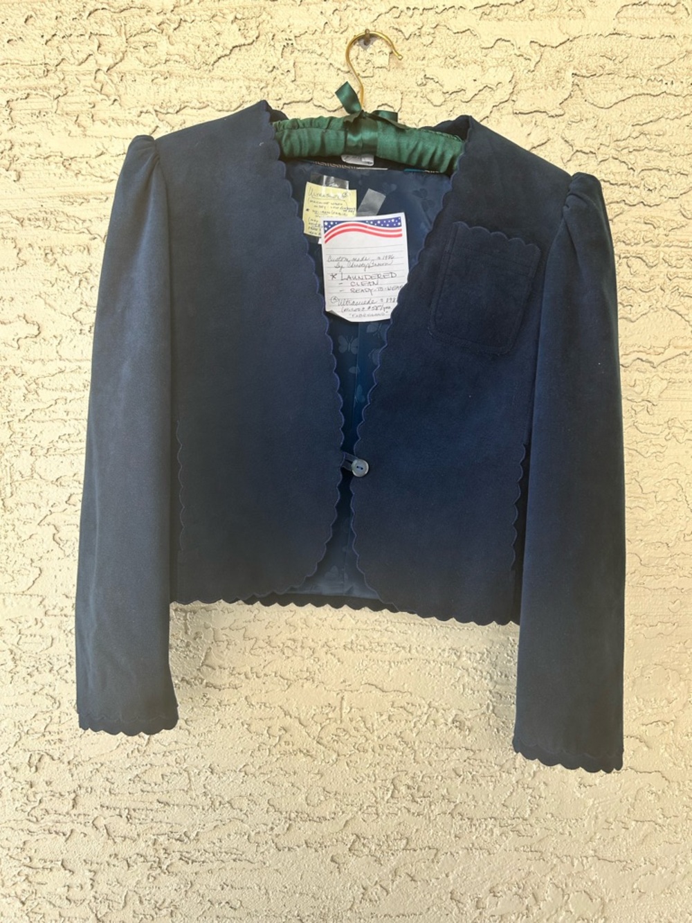 Vintage 80s handmade  Navy Scalloped Suede Cropped Blazer